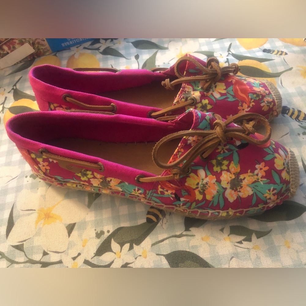 Sperry top-sider Katama pink floral shoes 8M